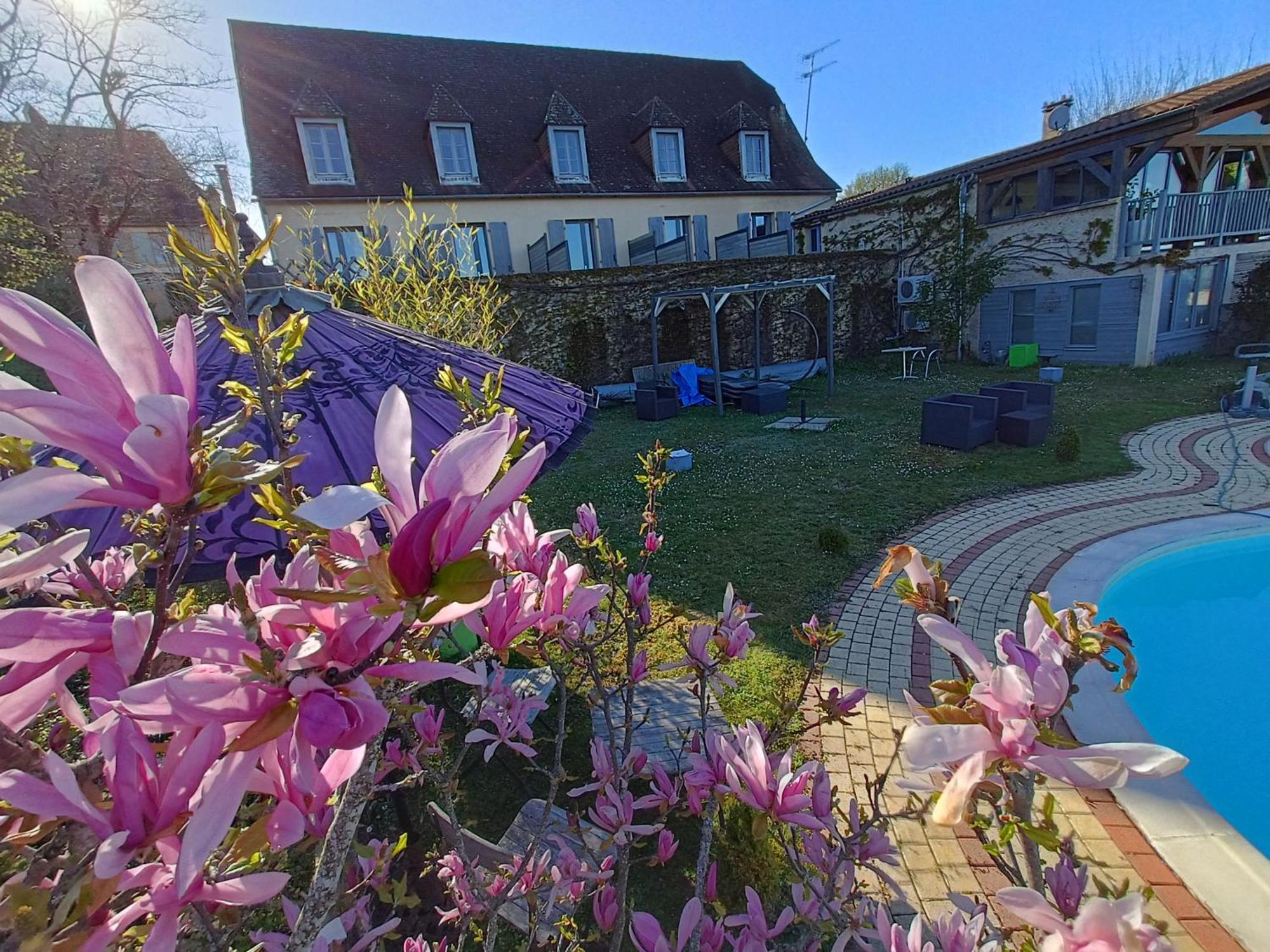 Hotel Bien-Etre Aux Cypres De Marquay Buitenkant foto